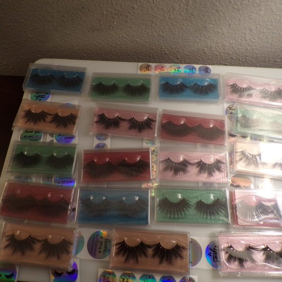 15 pairs the Mystery of False Eyelashes with Our MYSTERY BOX - Picture 7 of 14